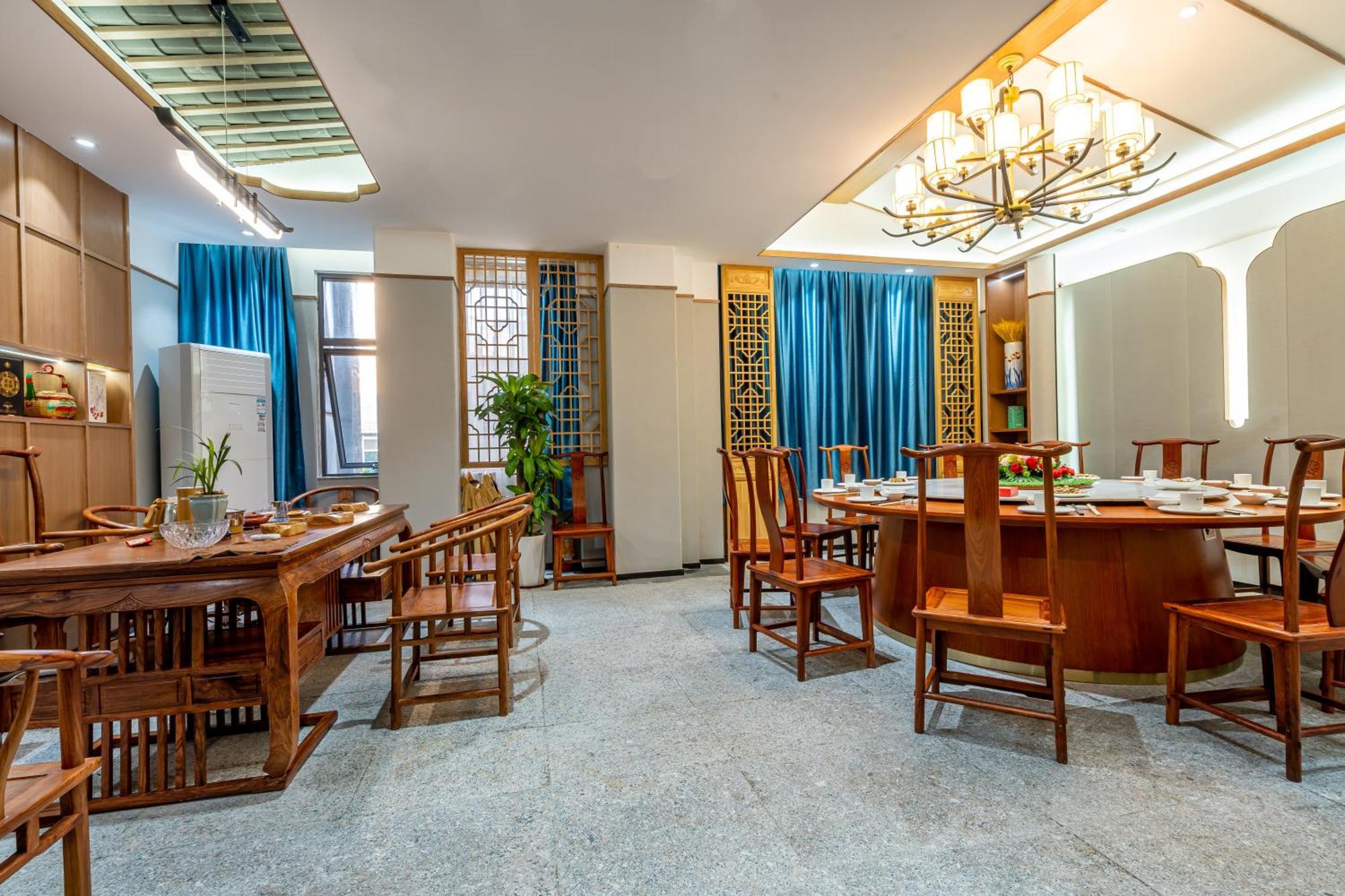 Waifiden Hotel -Former Tokai Hotel - Xiaobei Metro Station - During The Canton Fair, There Will Be Shuttle Buses For Transportation Back And Forth Exterior photo